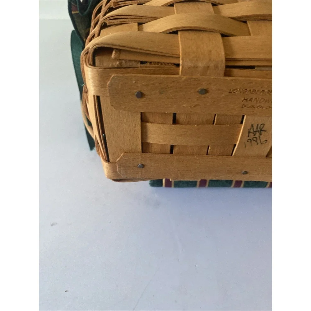 Longaberger Dresden & Company Tour Basket W/ Handle, Padded top & Handle 1996